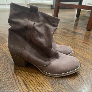 SUNDANCE Lavorazione Artigiana Brown Suede Slouchy Weatern Cowboy Boots